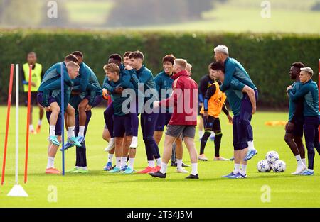 Arsenal Spieler während eines Trainings im London Colney Training Centre, Hertfordshire. Bilddatum: Montag, 23. Oktober 2023. Stockfoto