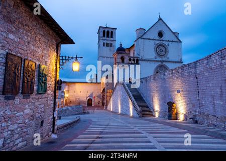 Basilika San Francesco D'Assisi, St. Francis, UNESO-Weltkulturerbe, Assisi, Perugia, Umbrien, Mittelitalien, Europa Stockfoto