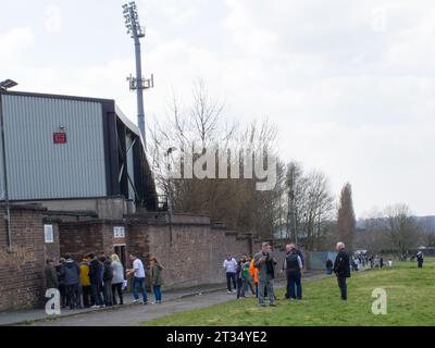 Vor dem Fußballplatz von Port Vale Stockfoto