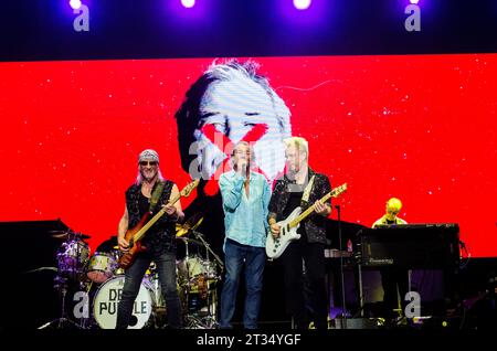 Deep Purple Auftritt beim Rockwave Festival in Athen (TerraVibe Park) / Griechenland, Juli 2023 Stockfoto