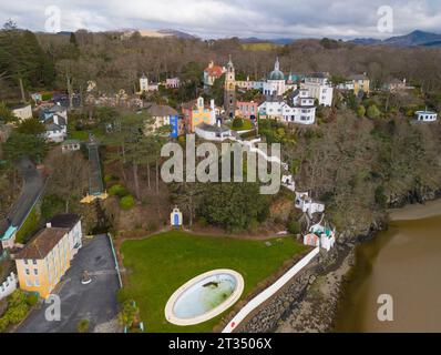 Luftaufnahme von Port Merion, Portmeirion, in Gwynedd, Nordwesten von Wales Stockfoto