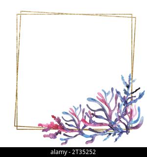 Quadratischer goldener Rahmen mit Aquarell und goldenen Algen, Muscheln und Korallen, isolierte Illustration, Kopierraum. Helles Element für Grußkarten, s Stockfoto