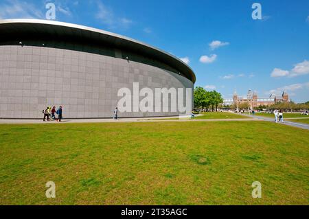 Van Gogh Museum (links) und Rijksmuseum (Nationalmuseum) im Hintergrund, Amsterdam, Niederlande Stockfoto