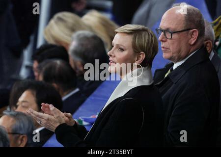 Saint Denis, Frankreich. Oktober 2023. Prinzessin Charlene Wittstock von Monaco und ihr Ehemann Prinz Albert von Monaco nehmen am Halbfinale zwischen England und Südafrika der Rugby-Weltmeisterschaft 2023 Teil Stockfoto