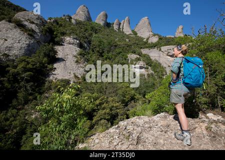 AUF DEN SPUREN VON ANTONIO GANDI IN KATALONIEN Stockfoto