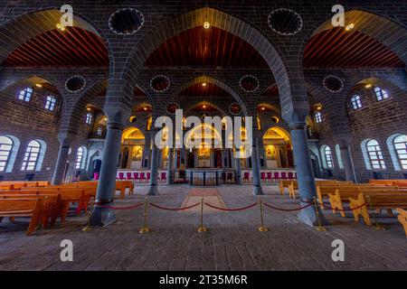 DIYARBAKIR, TÜRKEI, 9. OKTOBER 2023: He Surp Giragos Armenische Kirche oder St. Die Kyriakos-Kirche befindet sich im Stadtteil Sur von Diyarbakır im Südosten Türken Stockfoto