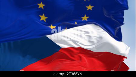 Nationalflagge der Tschechischen Republik, die an einem klaren Tag mit der Flagge der Europäischen Union im Wind winkt. 3D-Darstellung. Gewelltes Material Stockfoto