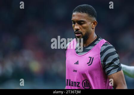 Mailand, Italien. Oktober 2023. Gleison Bremer vom FC Juventus war 2023/24 beim Fußballspiel der Serie A zwischen dem AC Milan und dem FC Juventus im San Siro Stadion zu sehen. (Foto: Fabrizio Carabelli/SOPA Images/SIPA USA) Credit: SIPA USA/Alamy Live News Stockfoto