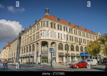 Karstadt, Tempelhofer Damm, Tempelhof, Berlin, Deutschland *** Karstadt, Tempelhofer Damm, Tempelhof, Berlin, Deutschland Credit: Imago/Alamy Live News Stockfoto