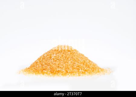 Haufen brauner Rohrzucker - Saccharum officinarum Stockfoto