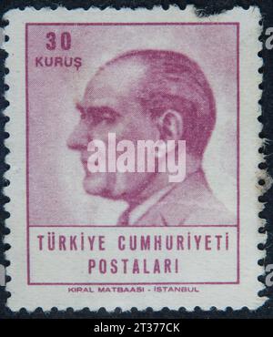 Kemal Atatuerk, 1881–1938, Gründer der modernen Türkei und 1923, 1938 ihr erster Präsident. Porträt auf türkischer Briefmarke Stockfoto