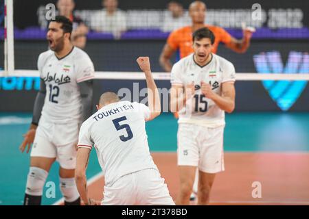 Amirhossein Esfandiar, Aliasghar Mojarad, Amir Toukhteh. Iranische Volleyballnationalmannschaft. Volleyball-Weltmeisterschaft 2022. Stockfoto