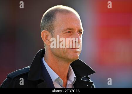 Trainer Jess Thorup FC Augsburg FCA Portrait, Voith-Arena, Heidenheim, Baden-Württemberg, Deutschland Stockfoto