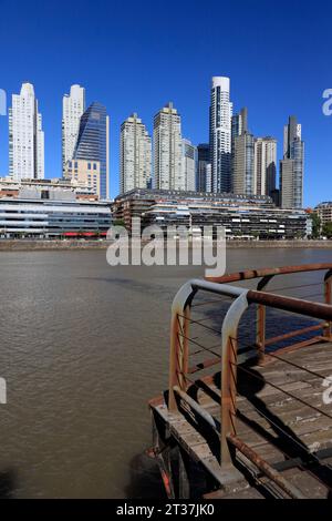 Wolkenkratzer luxuriöse Hotels und Apartments in Puerto Madero.Buenos Aires.Argentinien Stockfoto