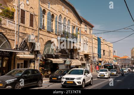 Jaffa, Israel - 5. Oktober 2023: Blick von den historischen Straßen von Jaffa, einer alten levantinischen Hafenstadt, die von den Kanaaniten gegründet wurde und heute Teil davon ist Stockfoto