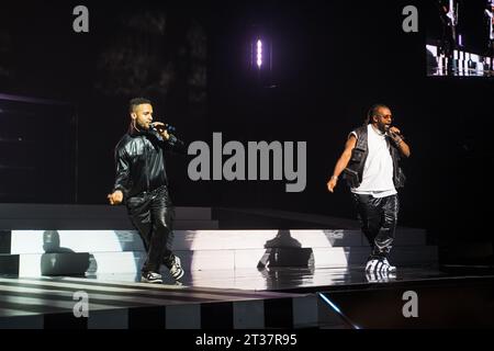 Nottingham, UK 23rd Oct 2023, Aston Merrygold, Oritsé Williams von der Boy Band JLS tritt in nottingham in der Motorpoint Arena in nottingham als Teil der Bands All the Hits Tour auf Credit: Paul Smith / Alamy Live News Stockfoto