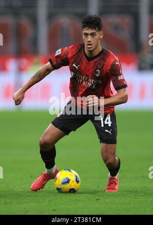 Mailand, Italien. Oktober 2023. Tijjjani Reijnders vom AC Milan während des Spiels der Serie A in Giuseppe Meazza, Mailand. Der Bildnachweis sollte lauten: Jonathan Moscrop/Sportimage Credit: Sportimage Ltd/Alamy Live News Stockfoto