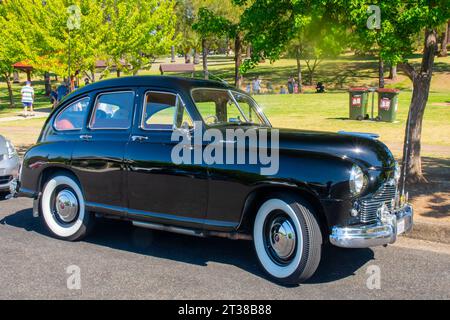Black 1951 Phase 1 Standard Vanguard Limousine. Stockfoto