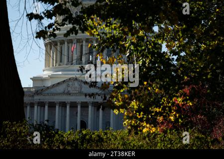 Washington, USA. Oktober 2023. Eine allgemeine Ansicht des Kapitols in Washington, DC, am Montag, 23. Oktober, 2023. (Graeme Sloan/SIPA USA) Credit: SIPA USA/Alamy Live News Stockfoto