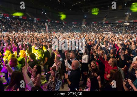 Die zweite Ausgabe des Konzerts der Retro Party Rumänien, in Cluj-Napoca, Freitag, 10. März 2023. Stockfoto