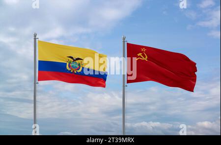 Die Fahnen der Sowjetunion oder UdSSR und Ecuadors winken zusammen im Wind auf blauem bewölktem Himmel, zwei Länder-Beziehungskonzept Stockfoto