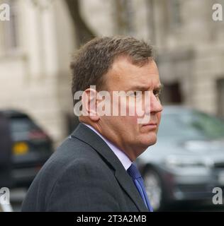 London 24. September 2023. Die Minister verlassen das Kabinettsbüro nach der ABGEBILDETEN wöchentlichen Kabinettssitzung: RT Hon Glen übergibt Bridget Catterall AlamyLiveNews. Stockfoto