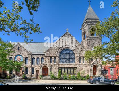 Park Slope, Brooklyn: NYC Wahrzeichen Kirche der Jungfrau Maria, entworfen von George W. Kramer und C. C. Hamilton, erbaut 1904. Stockfoto