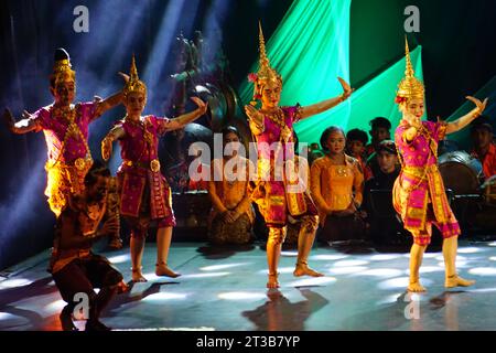 Das ASEAN Panji Festival ist ein Festival, das die Geschichte von Panji Asmarabangun und Dewi Candrakirana erzählt, das von der UNESCO anerkannt wurde. Stockfoto