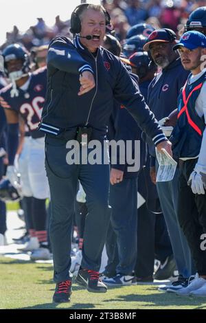 Matt Eberflus, Cheftrainer der Chicago Bears, äußert seine Frustration während des regulären Saisonspiels der NFL zwischen den Las Vegas Raiders und den Chicago Bears im Soldier Field in Chicago, IL am 22. Oktober 2023. Die Bears besiegten 30 die Raiders. (Max Siker / Bild von Sport) Stockfoto
