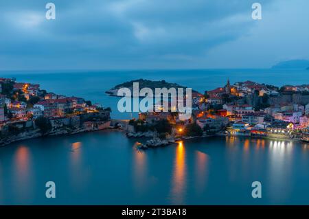 Wunderschöner Blick aus der Luft auf Amasra in Bartin Stockfoto