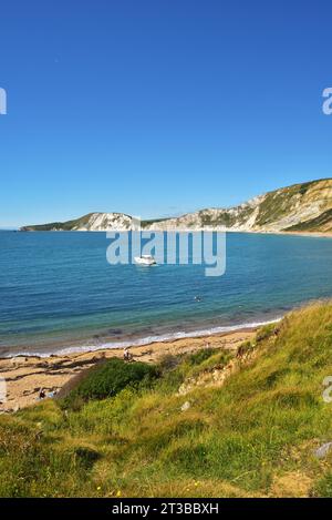 Der Strand an der Worbarrow Bay, der sich nach Arish Mell und Mupe Bay an der Dorset Coast abbiegt. Stockfoto