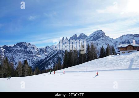 Skigebiet Passo San Pellegrino-Falcade, Tre Valli, Pala-Gruppe, Dolomitengruppe, Provinzen Belluno, Falcade, Belluno, Italien Stockfoto