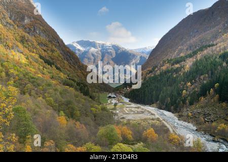 Buer, Buardalen Valley, Buarbreen, Gletscherarm von Folgefonna, Vestland, Norwegen Stockfoto