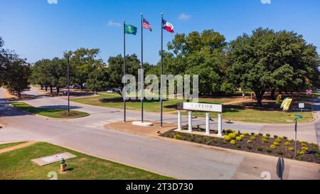 Waco, Texas - 23. September 2023: Schild der Baylor University am Eingang der Baylor University in Waco, Texas. Stockfoto