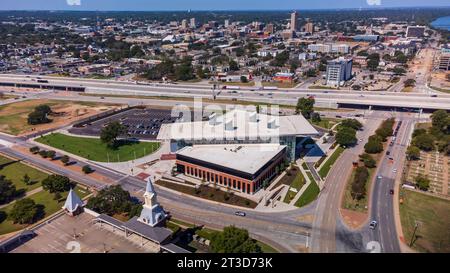 Waco, Texas - 23. September 2023: Mark & Paula Hurd Welcome Center auf dem Campus der Baylor University Stockfoto