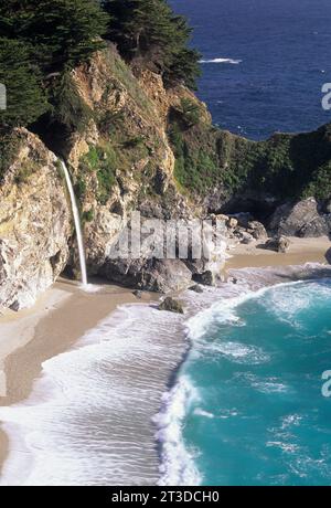 McWay Falls, Julia Pfeiffer-Burns State Park, Kalifornien Stockfoto