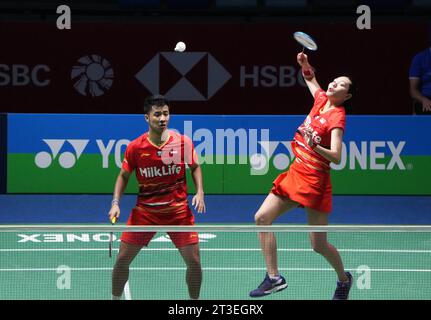 Cesson Sevigne, Frankreich. Oktober 2023. Dejan Ferdinansyah und Gloria Emanuelle WIDJAJA aus Indonesien während der Yonex Internationaux de France 2023, Super 750 Badminton HSBC BWF World Tour am 24. Oktober 2023 in der Glaz Arena in Cesson-Sévigné, Frankreich. Foto: Laurent Lairys/ABACAPRESS.COM Credit: Abaca Press/Alamy Live News Stockfoto