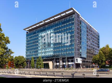 Warschau, Polen - 25. Juli 2021: Bürokomplex Focus Filtrowa in der Wawelska Straße im Bezirk Mokotow in Warschau Stockfoto