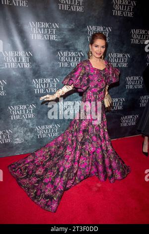 New York, New York, USA. Oktober 2023. (NEU) 2023 American Ballet Theatre Herbst Gala. 24. Oktober 2023, New York, New York, USA: Jean Shafiroff nimmt am 24. Oktober 2023 an der American Ballet Theatre Fall Gala im David H. Koch Theater im Lincoln Center Teil. (Foto: M10s/TheNews2) (Foto: M10s/Thenews2/Zumapress) (Bild: © Ron Adar/TheNEWS2 Via ZUMA Press Wire) NUR ZUR REDAKTIONELLEN VERWENDUNG! Nicht für kommerzielle ZWECKE! Stockfoto