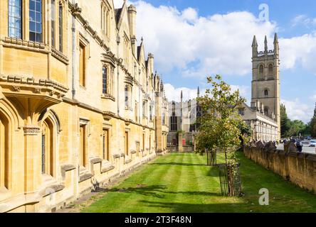 Oxford University College Magdalen College und Magdalen Tower ein Glockenturm Magdalen College Oxford Oxfordshire England Großbritannien GB Europa Stockfoto