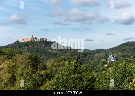 Die Wartburg auf einem Felsen über Weimar. Hier übersetzte Martin Luther die Biebel ins deutsche *** die Wartburg auf einem Felsen über Weimar hier übersetzte Martin Luther die Biebel ins deutsche Credit: Imago/Alamy Live News Stockfoto