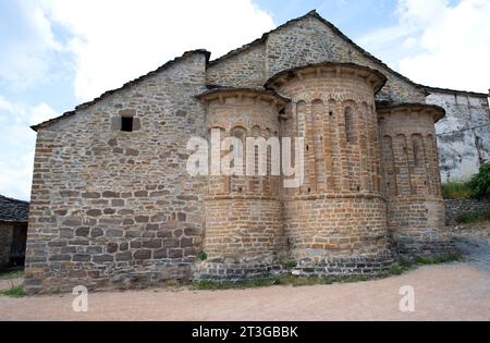 Kirche San Martin, romanisch 11. Jahrhundert. Santa Maria de Buil, Gemeinde Ainsa-Sobrarbe. Provinz Huesca, Aragon, Spanien. Stockfoto