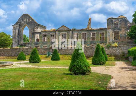 Frankreich, Manche, Cotentin, Cherbourg en Cotentin, Überreste der Abtei Notre-Dame du Vœu, ein ehemaliges Kloster, das 1145 gegründet wurde Stockfoto