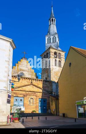 Frankreich, Allier, Saint Pourcain sur Sioule, Kirche Sainte Croix Stockfoto