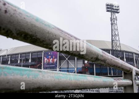 ROTTERDAM - Außenstadion de Kuip während des Gruppenspiels E der UEFA Champions League zwischen Feyenoord und SS Lazio am 25. Oktober 2023 im Feyenoord Stadium de Kuip in Rotterdam, Niederlande. ANP | Hollandse Hoogte | COR LASKER Stockfoto