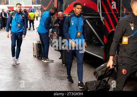 Rotterdam, Niederlande. Oktober 2023. ROTTERDAM, NIEDERLANDE - 25. OKTOBER: Marcos Lopez aus Feyenoord vor dem Spiel der Gruppe E - UEFA Champions League 2023/24 zwischen Feyenoord und SS Lazio im Stadion Feijenoord am 25. Oktober 2023 in Rotterdam, Niederlande. (Foto von Joris Verwijst/Orange Pictures) Credit: Orange Pics BV/Alamy Live News Stockfoto