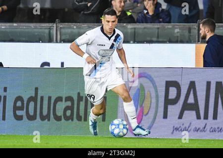 Pisa, Italien. Oktober 2023. Nicolo Buso (Lecco) während Pisa SC vs Lecco 1912, italienisches Fußball-Spiel der Serie B in Pisa, Italien, 24. Oktober 2023 Credit: Independent Photo Agency/Alamy Live News Stockfoto