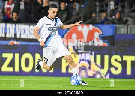 Pisa, Italien. Oktober 2023. Nicolo Buso (Lecco) während Pisa SC vs Lecco 1912, italienisches Fußball-Spiel der Serie B in Pisa, Italien, 24. Oktober 2023 Credit: Independent Photo Agency/Alamy Live News Stockfoto