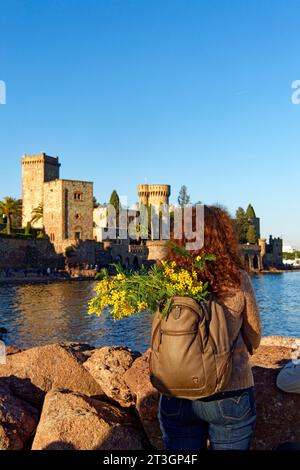 Frankreich, Alpes Maritimes, Mandelieu la Napoule, Schloss Napoule (12.-19. Jahrhundert) am Meer Stockfoto