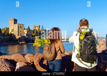 Frankreich, Alpes Maritimes, Mandelieu la Napoule, Schloss Napoule (12.-19. Jahrhundert) am Meer Stockfoto